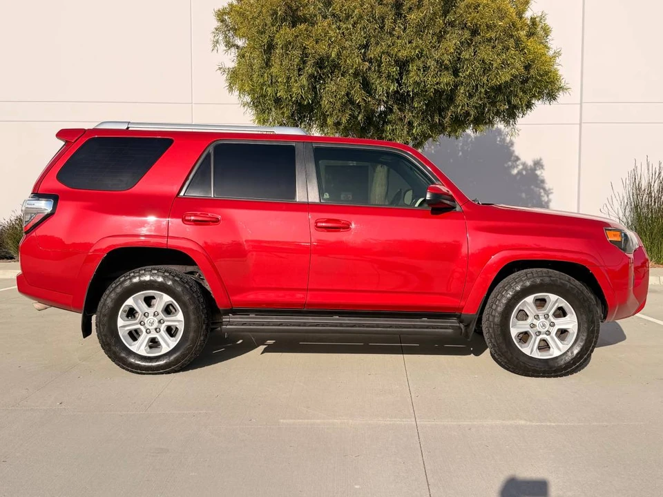 2016 Toyota 4Runner 5th Gen - Image 2 of 15