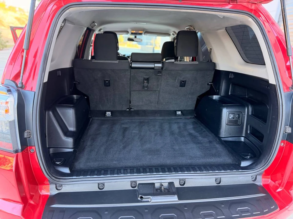2016 Toyota 4Runner 5th Gen - Image 10 of 15