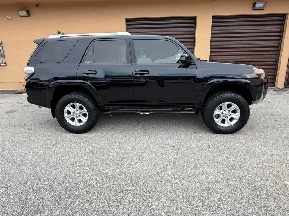 2016 Toyota 4Runner 5th Gen - Image 4 of 20