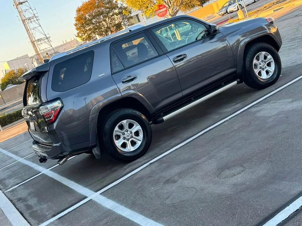 2016 Toyota 4Runner 5th Gen - Image 10 of 19