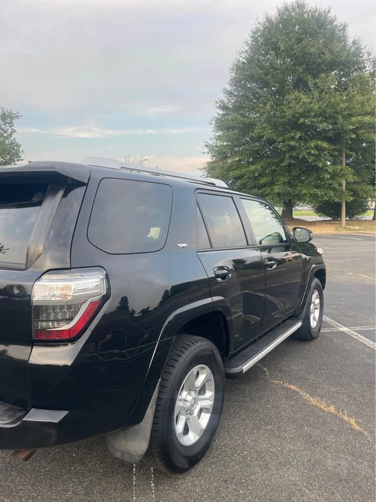 2016 Toyota 4Runner 5th Gen - Image 5 of 19