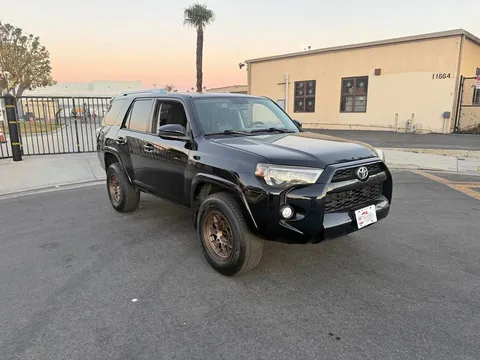 2016 Toyota 4Runner SR5 Sport Utility 4D