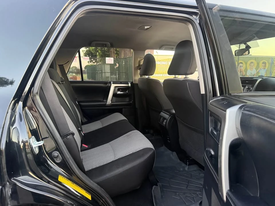 2016 Toyota 4Runner 5th Gen - Image 6 of 10