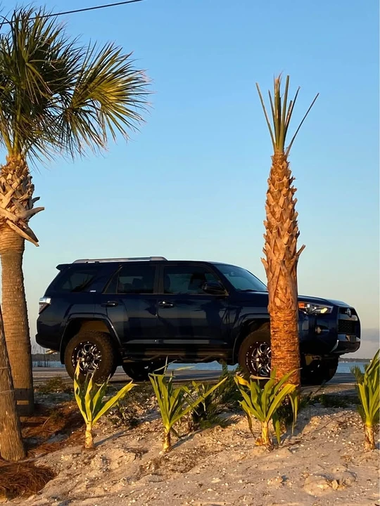 2016 Toyota 4Runner 5th Gen - Image 3 of 9