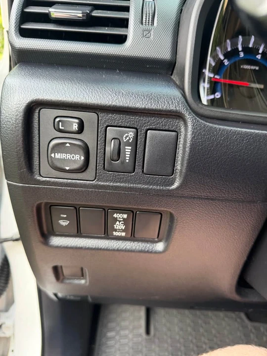 2016 Toyota 4Runner 5th Gen - Image 10 of 18