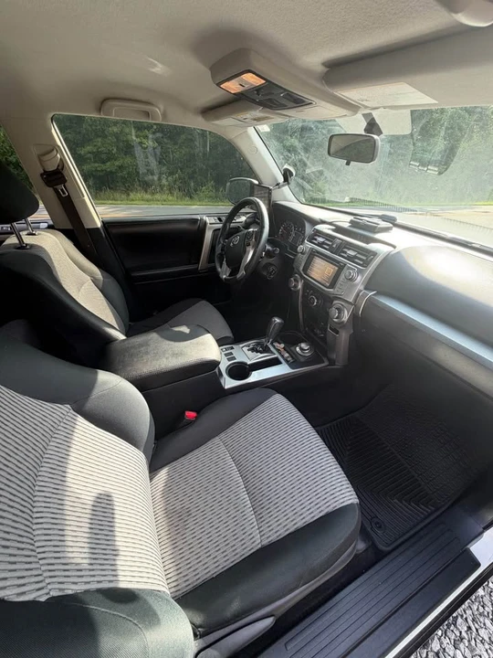 2016 Toyota 4Runner 5th Gen - Image 12 of 18