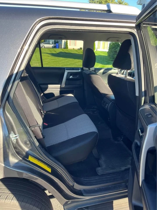 2016 Toyota 4Runner 5th Gen - Image 10 of 11