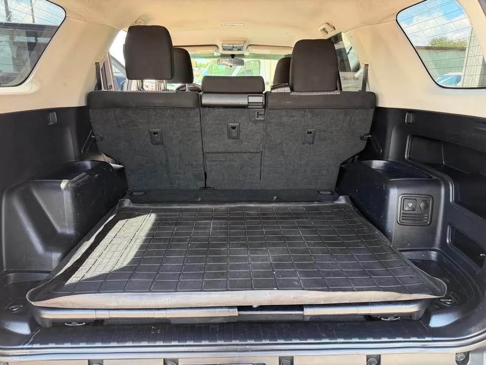 2016 Toyota 4Runner 5th Gen - Image 10 of 20