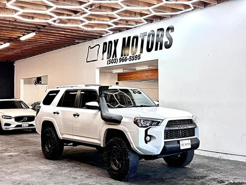 2016 Toyota 4Runner SR5 Sport Utility 4D