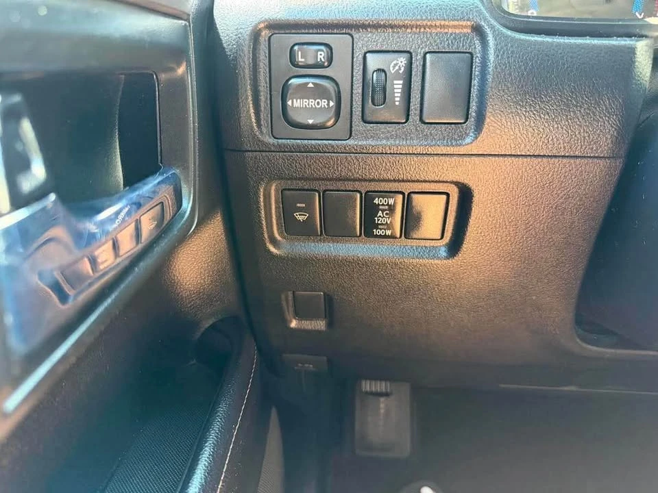 2016 Toyota 4Runner 5th Gen - Image 18 of 20