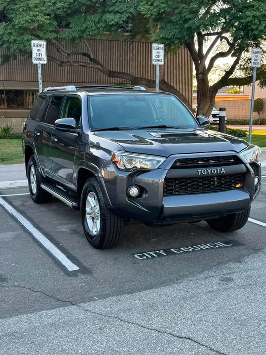 2016 Toyota 4Runner 5th Gen - Image 5 of 18