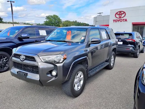 2016 Toyota 4Runner SR5 Sport Utility 4D