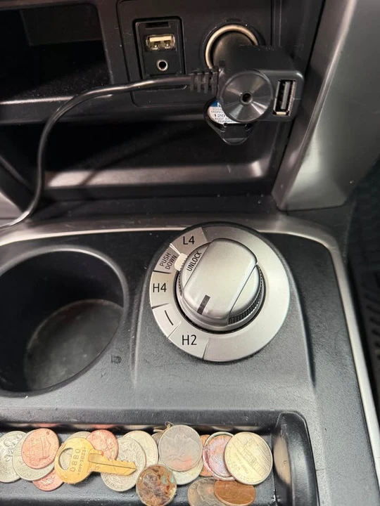 2016 Toyota 4Runner 5th Gen - Image 17 of 18