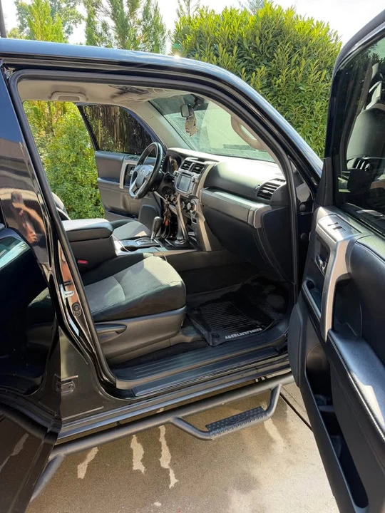 2016 Toyota 4Runner 5th Gen - Image 17 of 18
