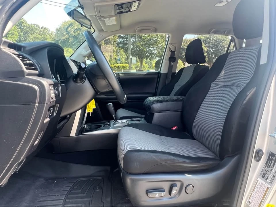 2016 Toyota 4Runner 5th Gen - Image 11 of 20