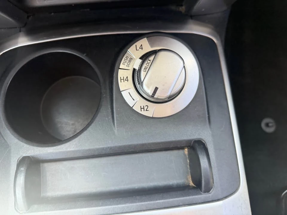 2016 Toyota 4Runner 5th Gen - Image 16 of 17