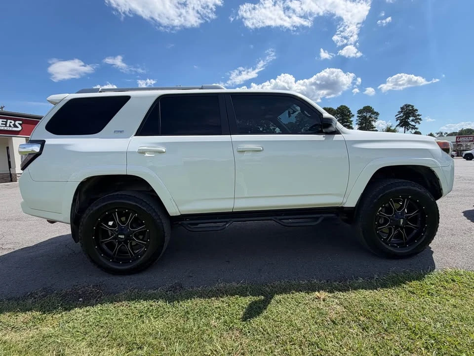 2016 Toyota 4Runner 5th Gen - Image 4 of 17