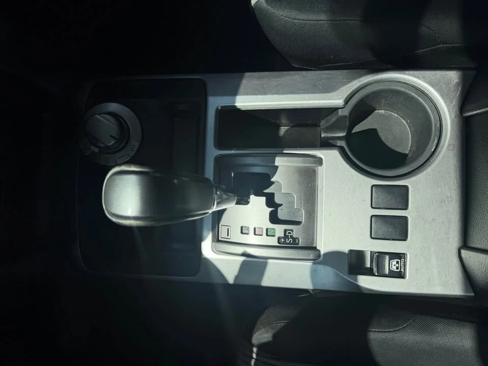 2016 Toyota 4Runner 5th Gen - Image 15 of 17
