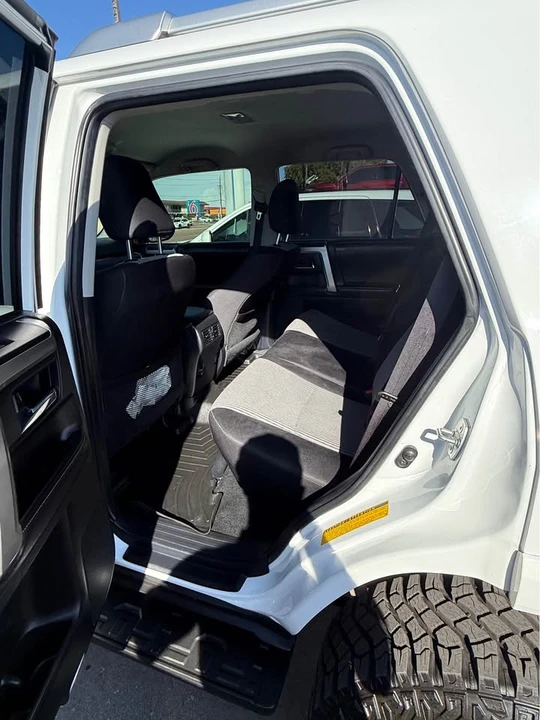2016 Toyota 4Runner 5th Gen - Image 9 of 13