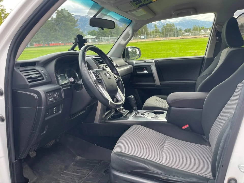2016 Toyota 4Runner 5th Gen - Image 9 of 20