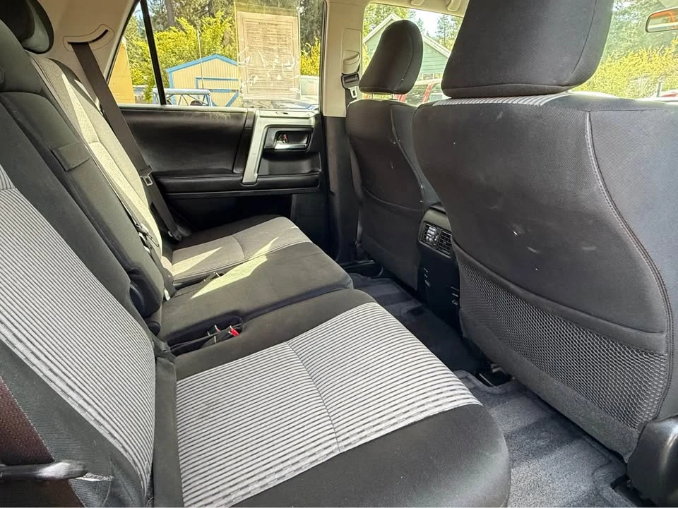 2016 Toyota 4Runner 5th Gen - Image 9 of 14