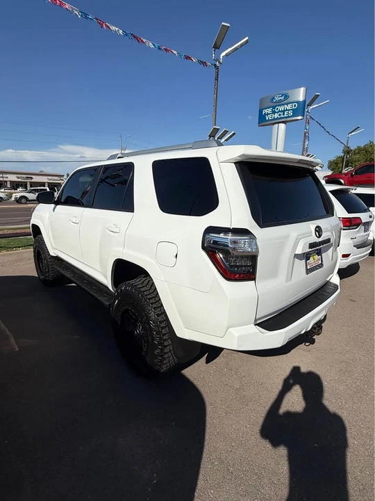 2016 Toyota 4Runner 5th Gen - Image 5 of 13