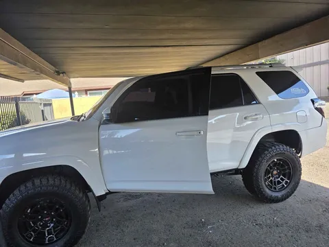 2016 Toyota 4Runner SR5 Sport Utility 4D
