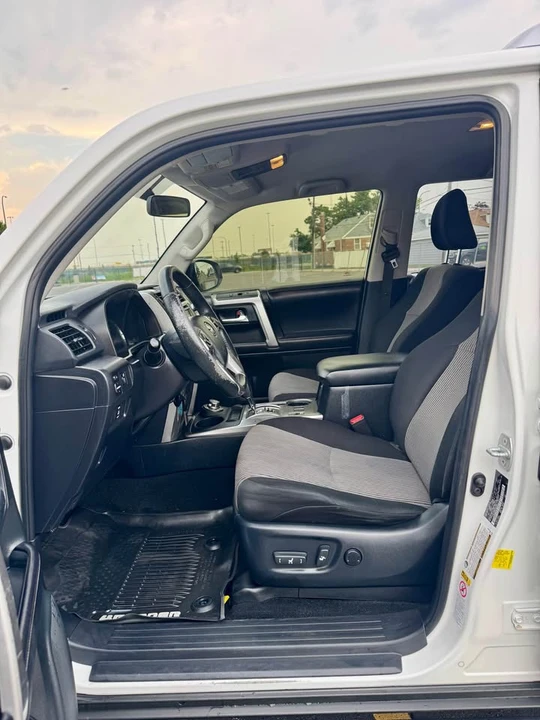 2016 Toyota 4Runner 5th Gen - Image 7 of 15