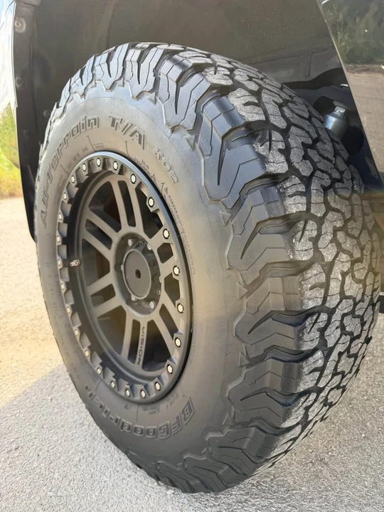 2016 Toyota 4Runner 5th Gen - Image 9 of 14
