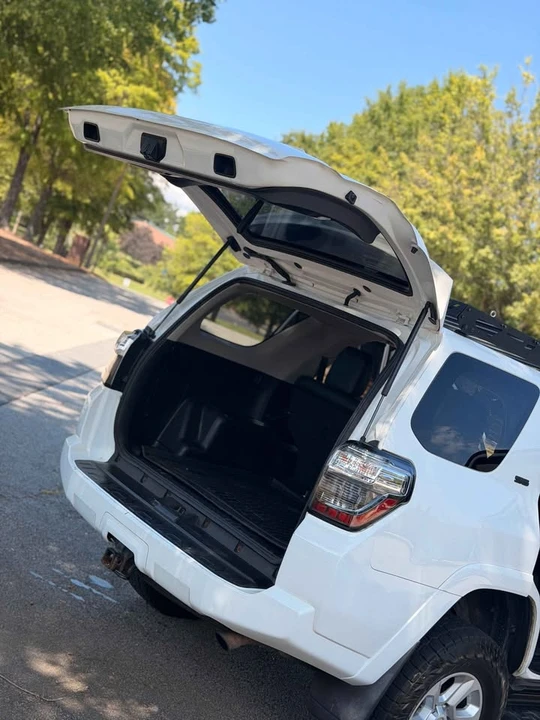 2016 Toyota 4Runner 5th Gen - Image 13 of 19