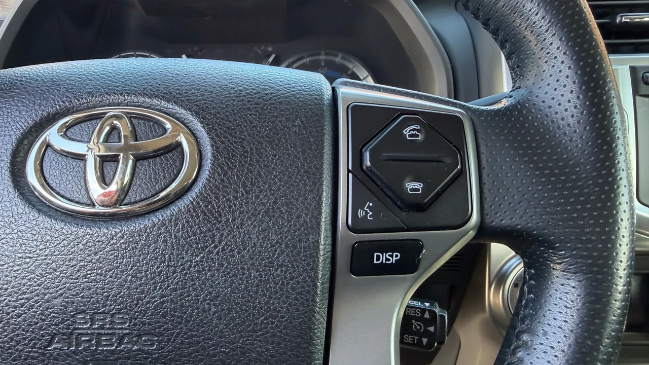 2016 Toyota 4Runner 5th Gen - Image 13 of 21