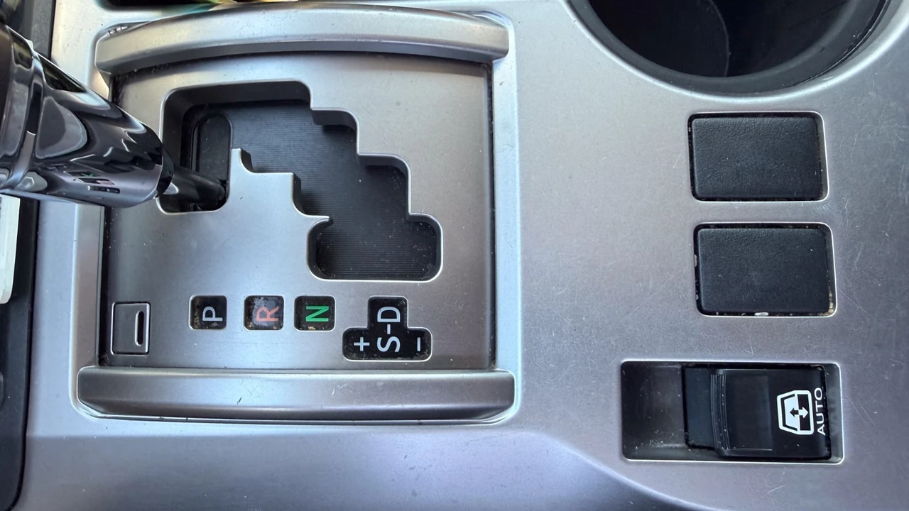 2016 Toyota 4Runner 5th Gen - Image 17 of 21