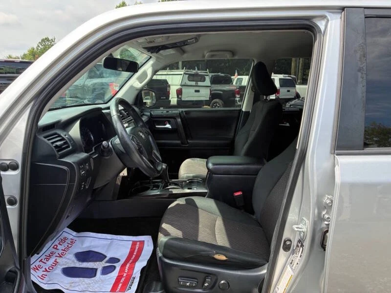 2016 Toyota 4Runner 5th Gen - Image 15 of 17
