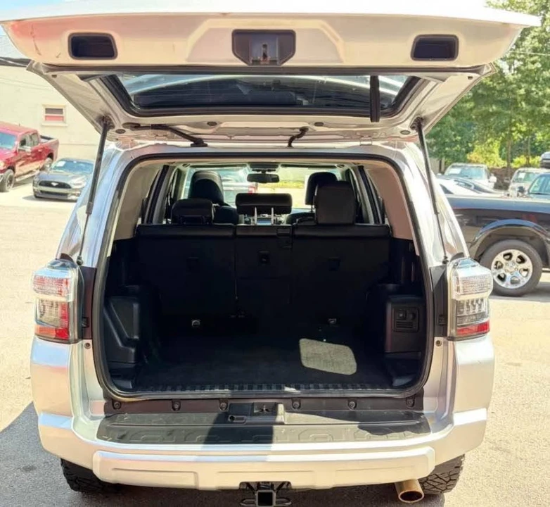 2016 Toyota 4Runner 5th Gen - Image 9 of 9