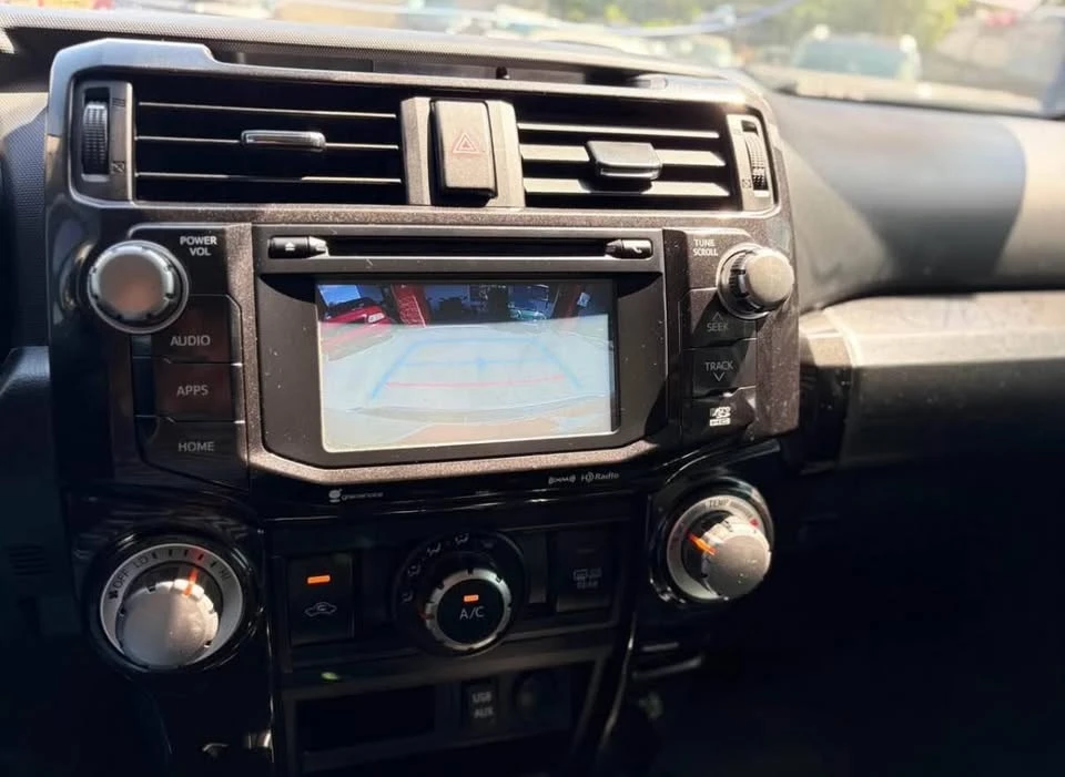 2016 Toyota 4Runner 5th Gen - Image 8 of 9