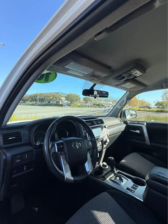 2016 Toyota 4Runner 5th Gen - Image 4 of 8