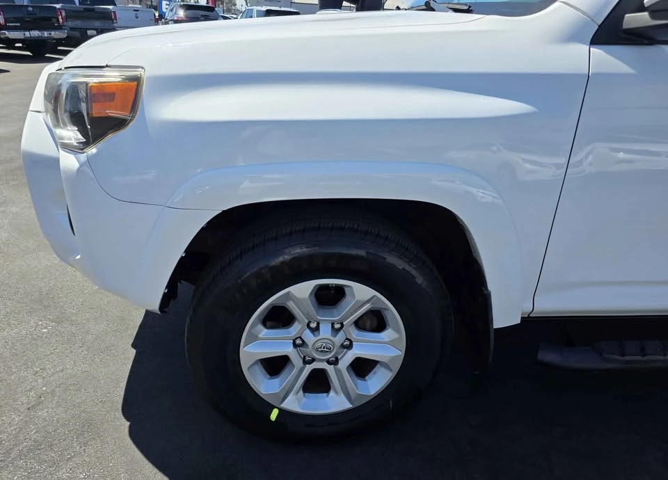 2016 Toyota 4Runner 5th Gen - Image 4 of 11