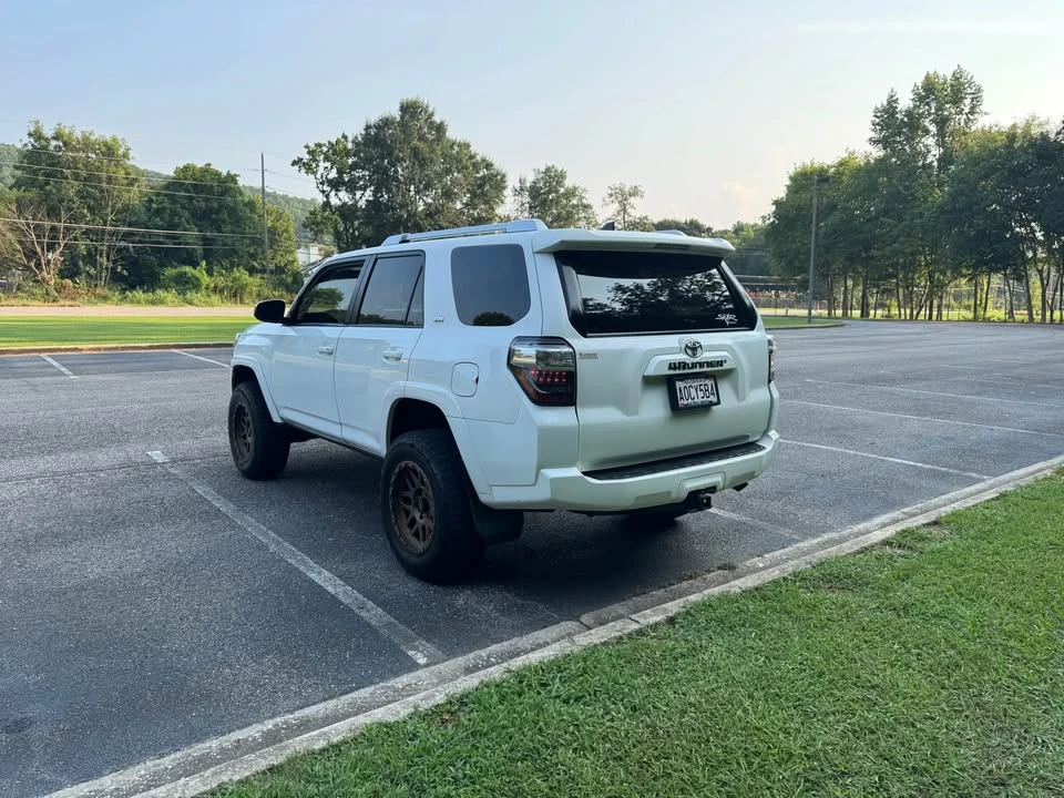 2016 Toyota 4Runner 5th Gen - Image 6 of 10