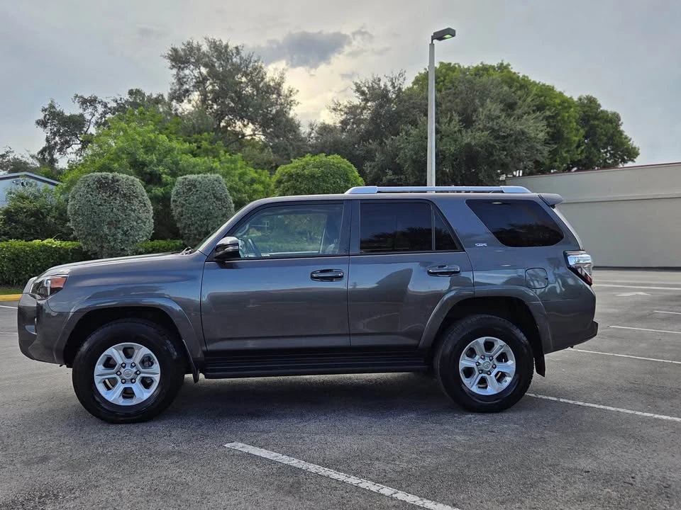2016 Toyota 4Runner 5th Gen - Image 10 of 11