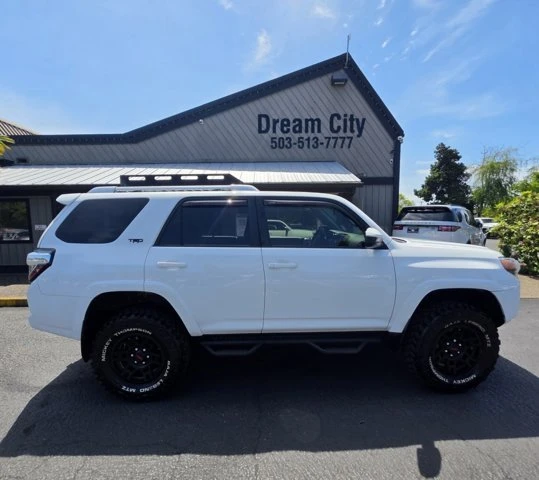 2016 Toyota 4Runner 5th Gen - Image 4 of 15