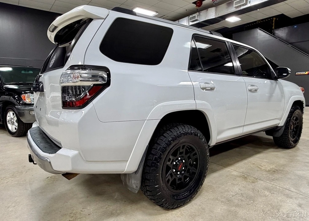 2016 Toyota 4Runner 5th Gen - Image 8 of 12