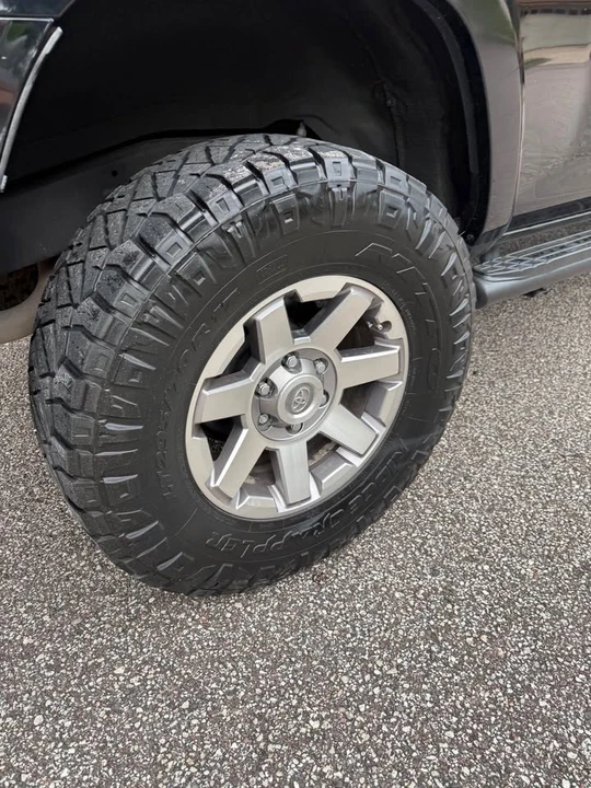 2016 Toyota 4Runner 5th Gen - Image 4 of 20