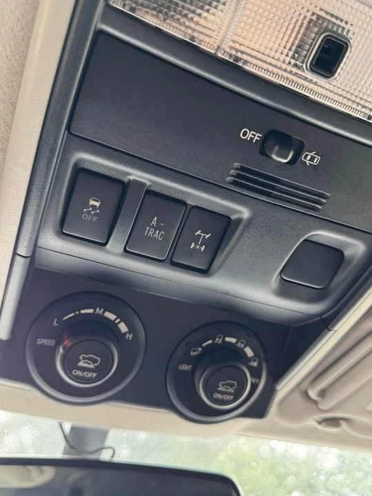 2016 Toyota 4Runner 5th Gen - Image 16 of 18