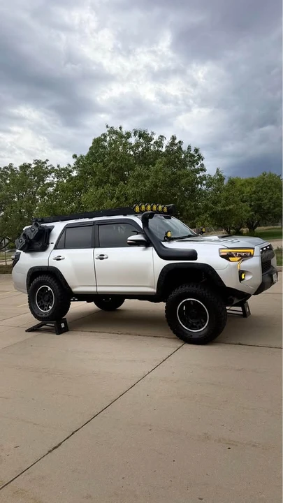 2016 Toyota 4Runner 5th Gen - Image 2 of 13
