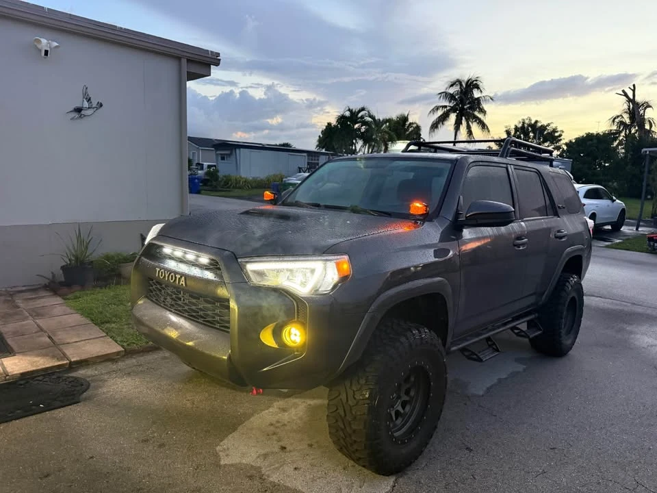 2016 Toyota 4Runner 5th Gen - Image 2 of 18