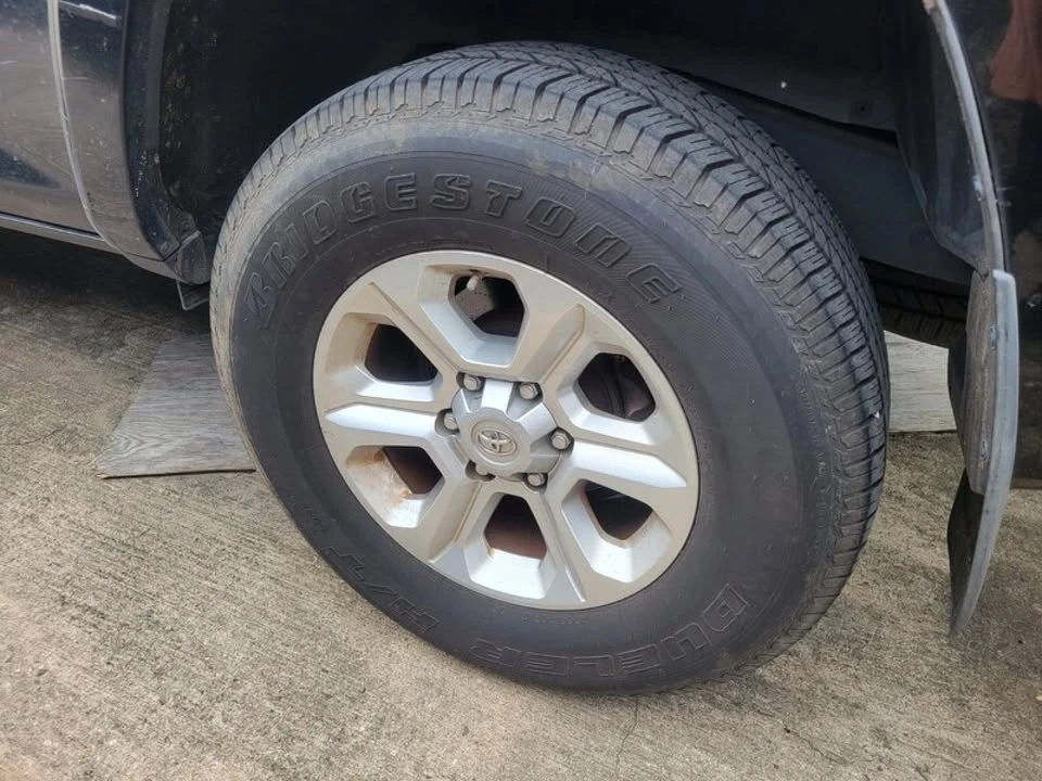 2016 Toyota 4Runner 5th Gen - Image 3 of 4