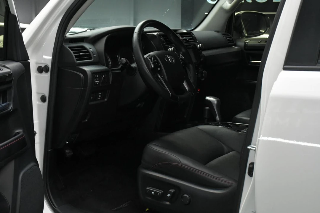 2016 Toyota 4Runner 5th Gen - Image 15 of 21