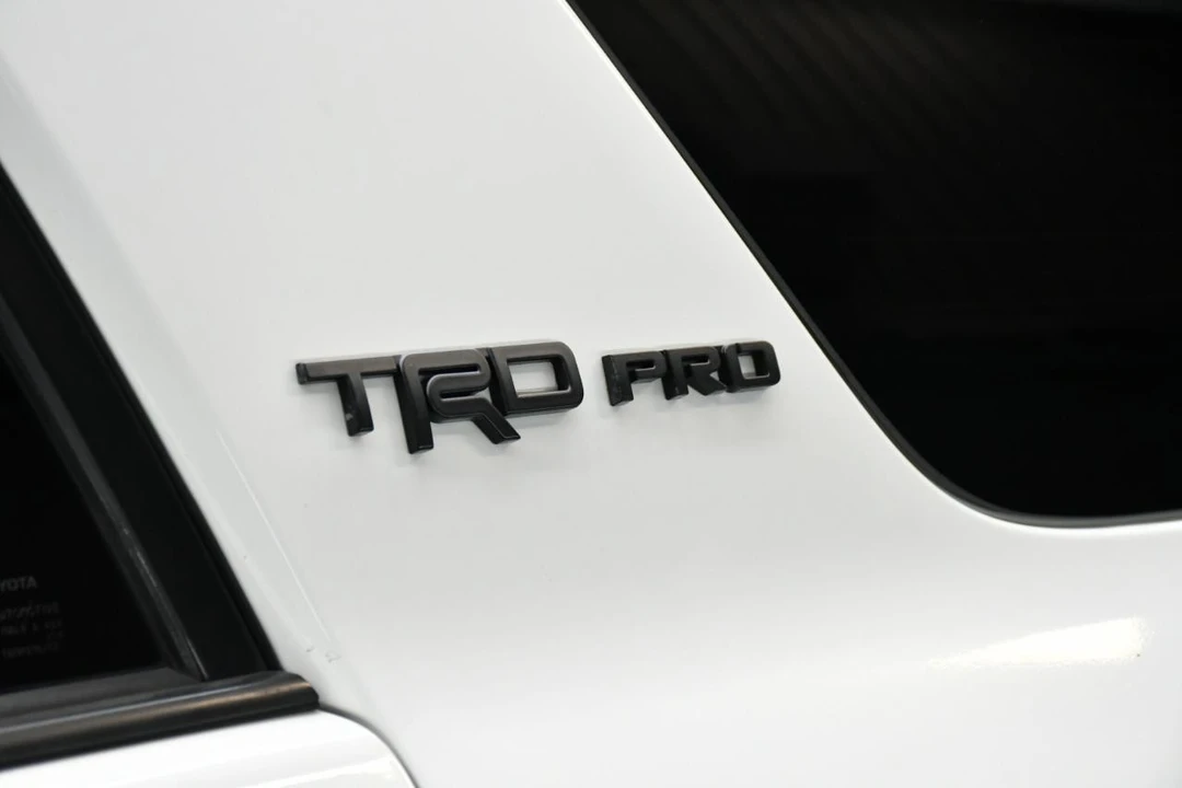 2016 Toyota 4Runner 5th Gen - Image 4 of 21