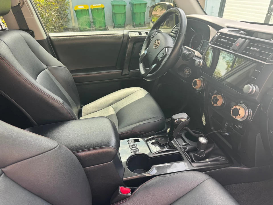 2016 Toyota 4Runner 5th Gen - Image 28 of 31
