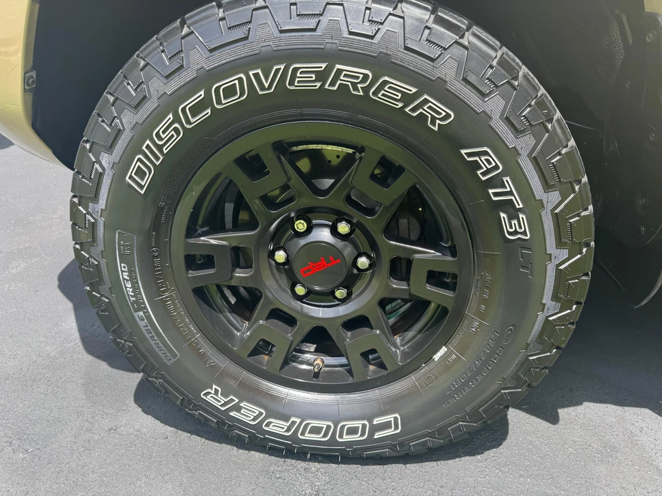 2016 Toyota 4Runner 5th Gen - Image 14 of 31